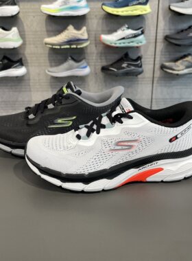 Skechers斯凯奇男士新款舒适缓震厚底高回弹专业运动跑步鞋221101