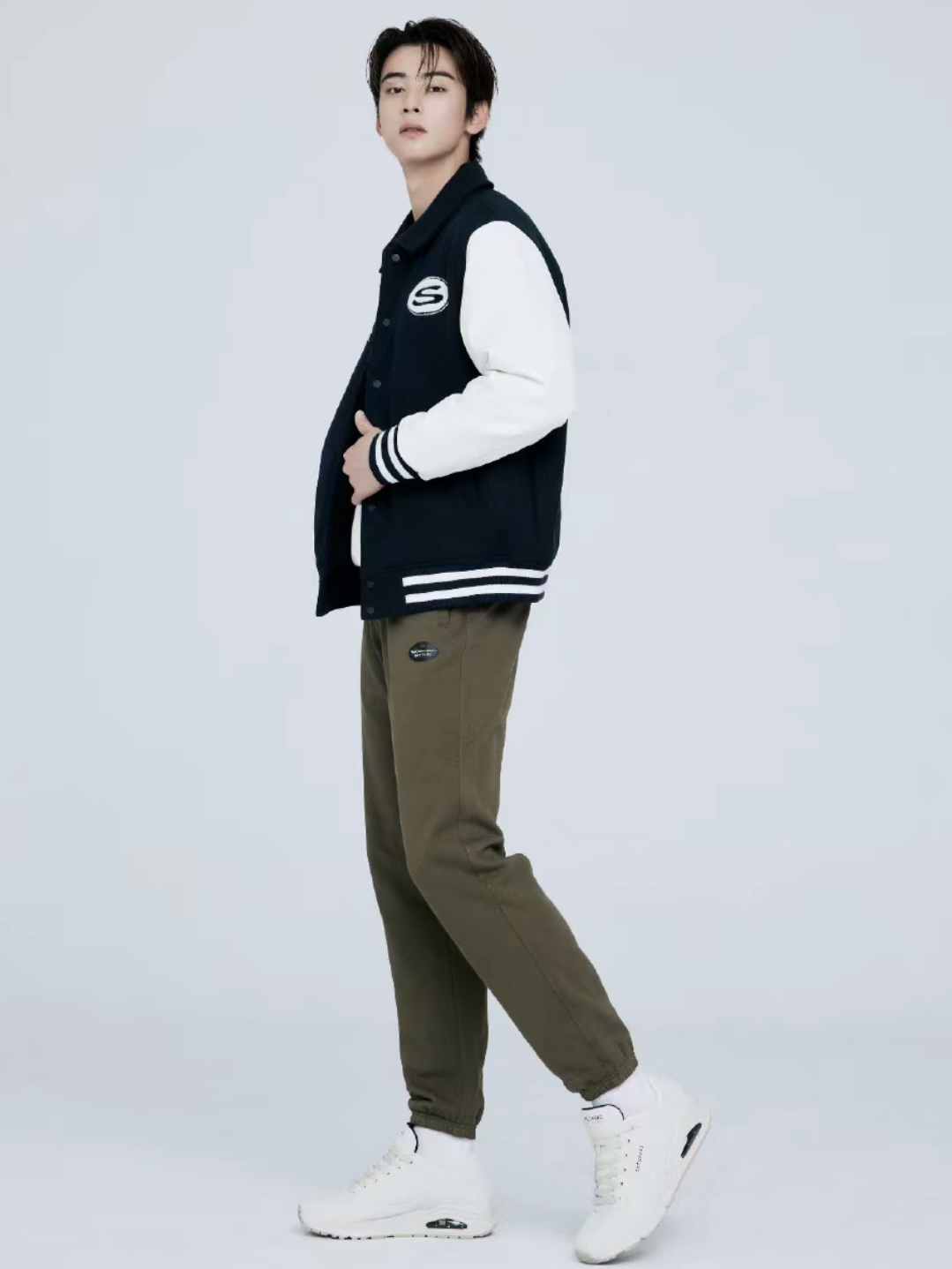 Skechers斯凯奇冬季男女裥保暖时尚经典棒球服夹克衫外套L423M002