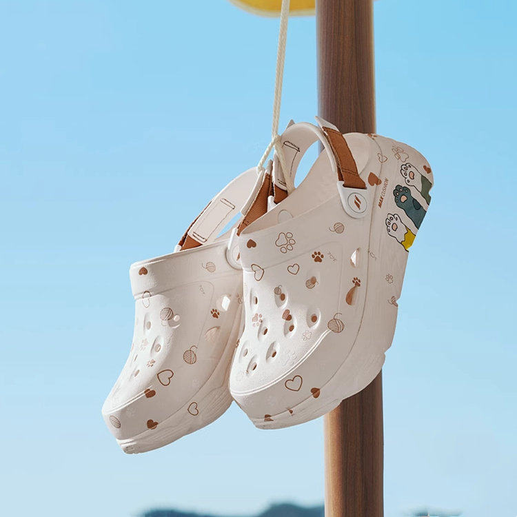 Skechers斯凯奇夏季女士厚底猫爪泡泡鞋可爱厚底软弹洞洞鞋111658
