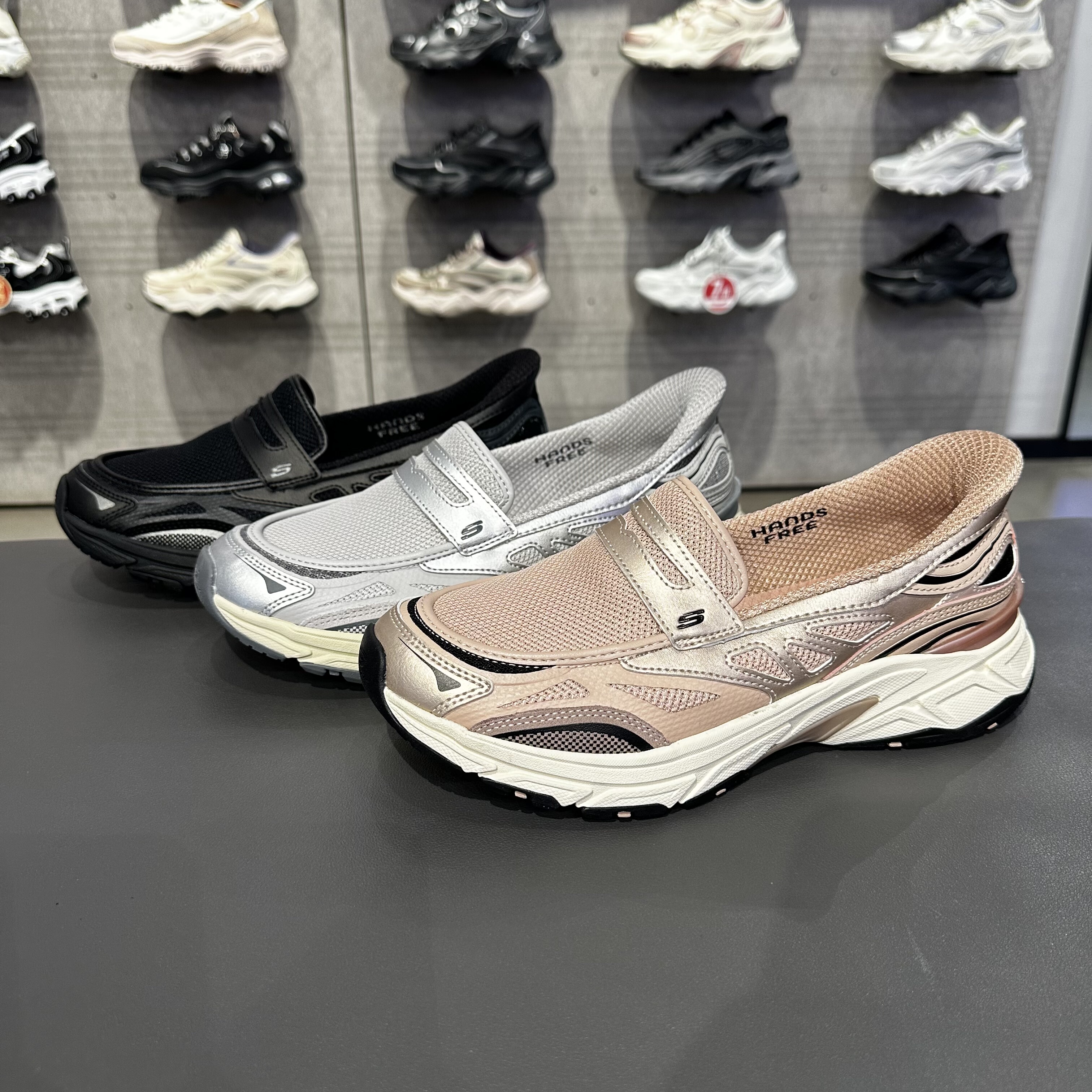 Skechers斯凯奇闪穿鞋女士Y2K金属色轻质缓震浅口老爹鞋150715