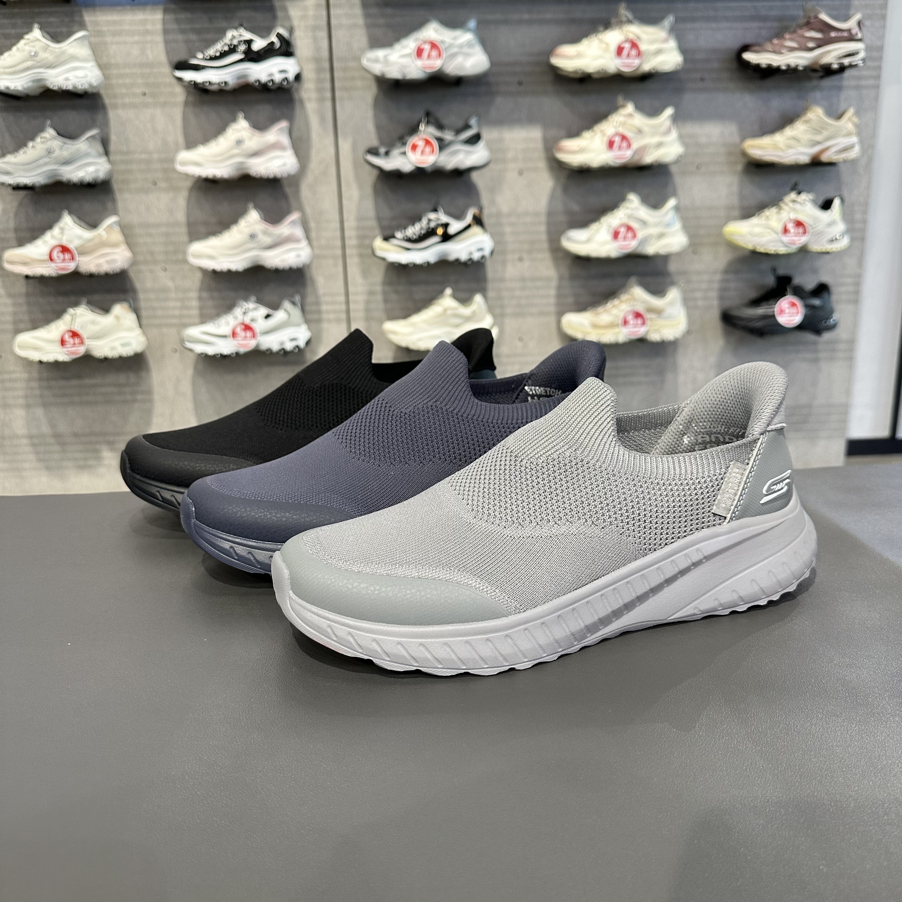 Skechers斯凯奇男子透气舒适轻盈一脚蹬易穿脱休闲健步鞋118038