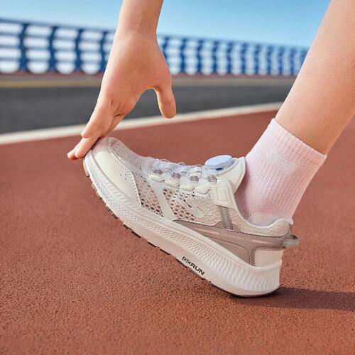 Skechers斯凯奇儿童旋风跑步鞋网面透气旋钮405313L运动鞋303973L