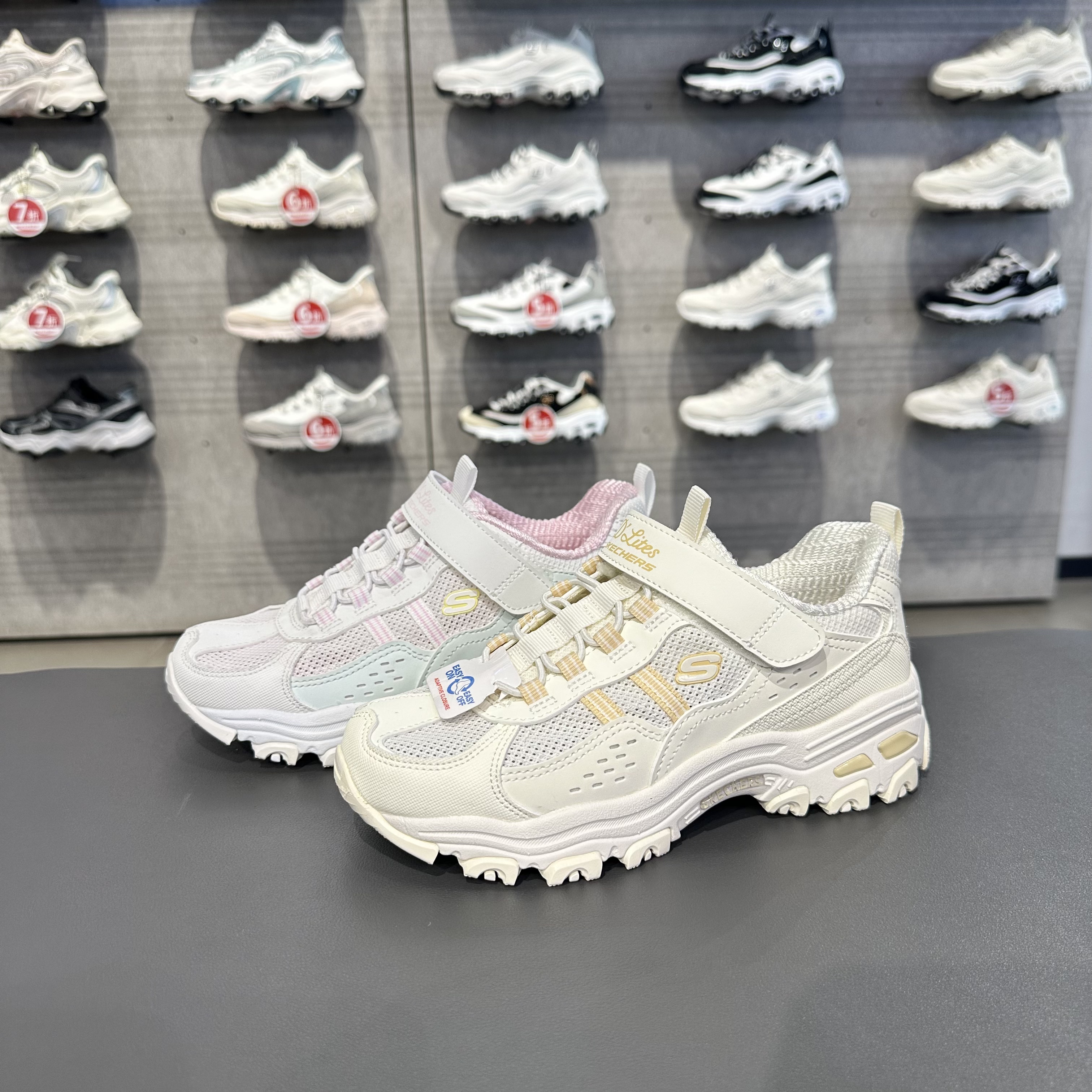 Skechers斯凯奇女童耐磨抓地轻质透气熊猫鞋魔术贴老爹鞋319099L