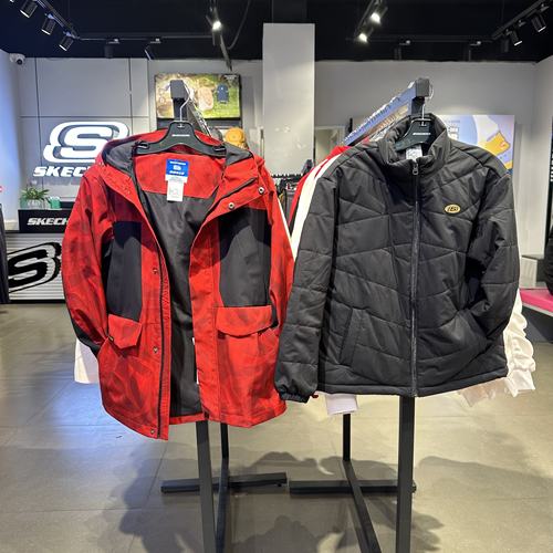 Skechers斯凯奇马年新款男童冬季连帽外套+梭织裥棉外套L126B013