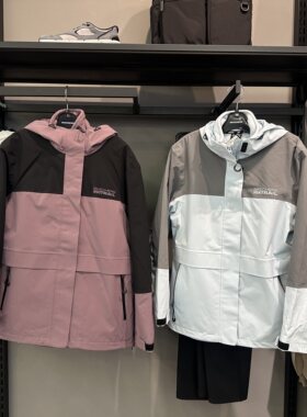 Skechers斯凯奇女士秋冬防水冲锋衣连帽三合一(抓绒内胆)P425W183