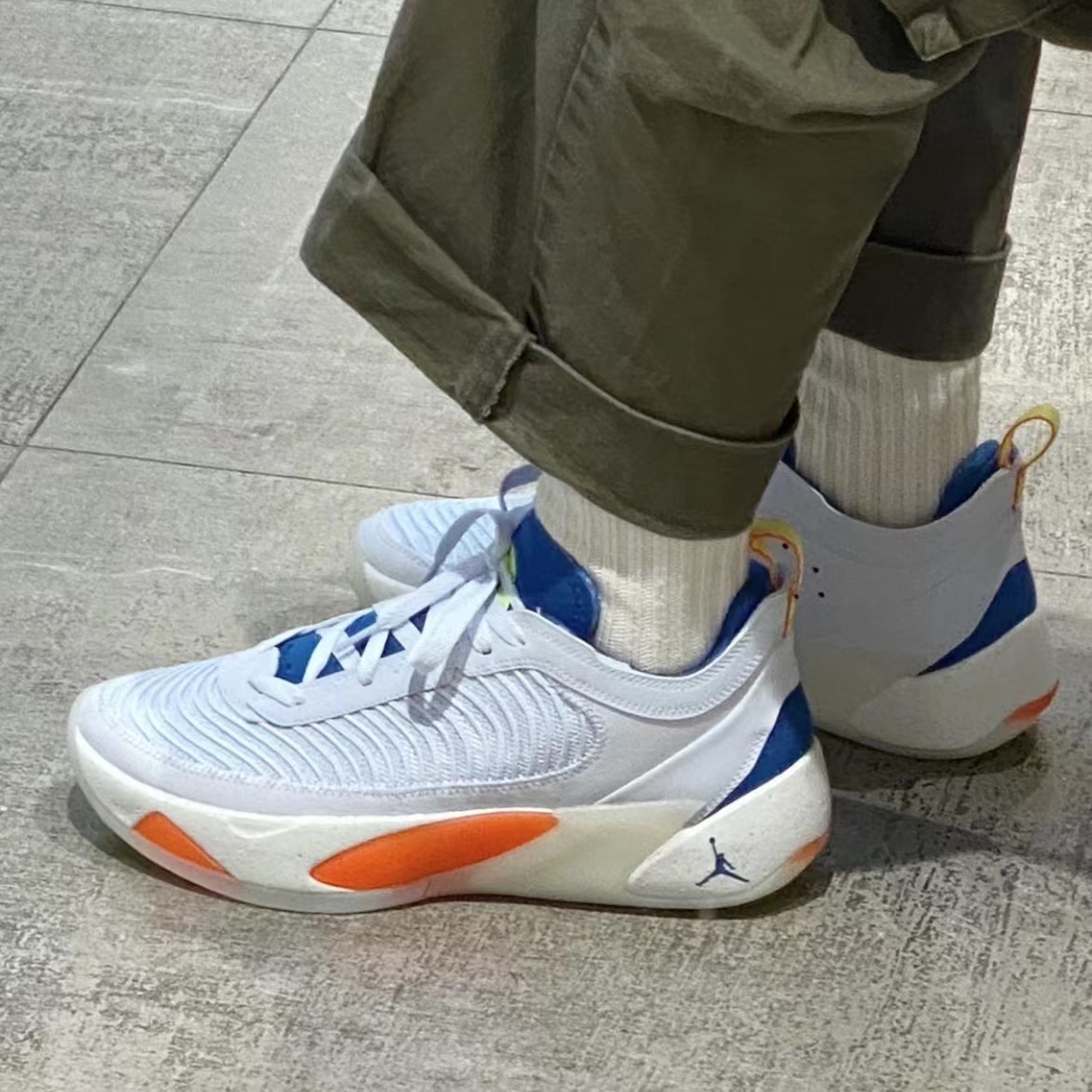 AirJordan男低帮篮球鞋