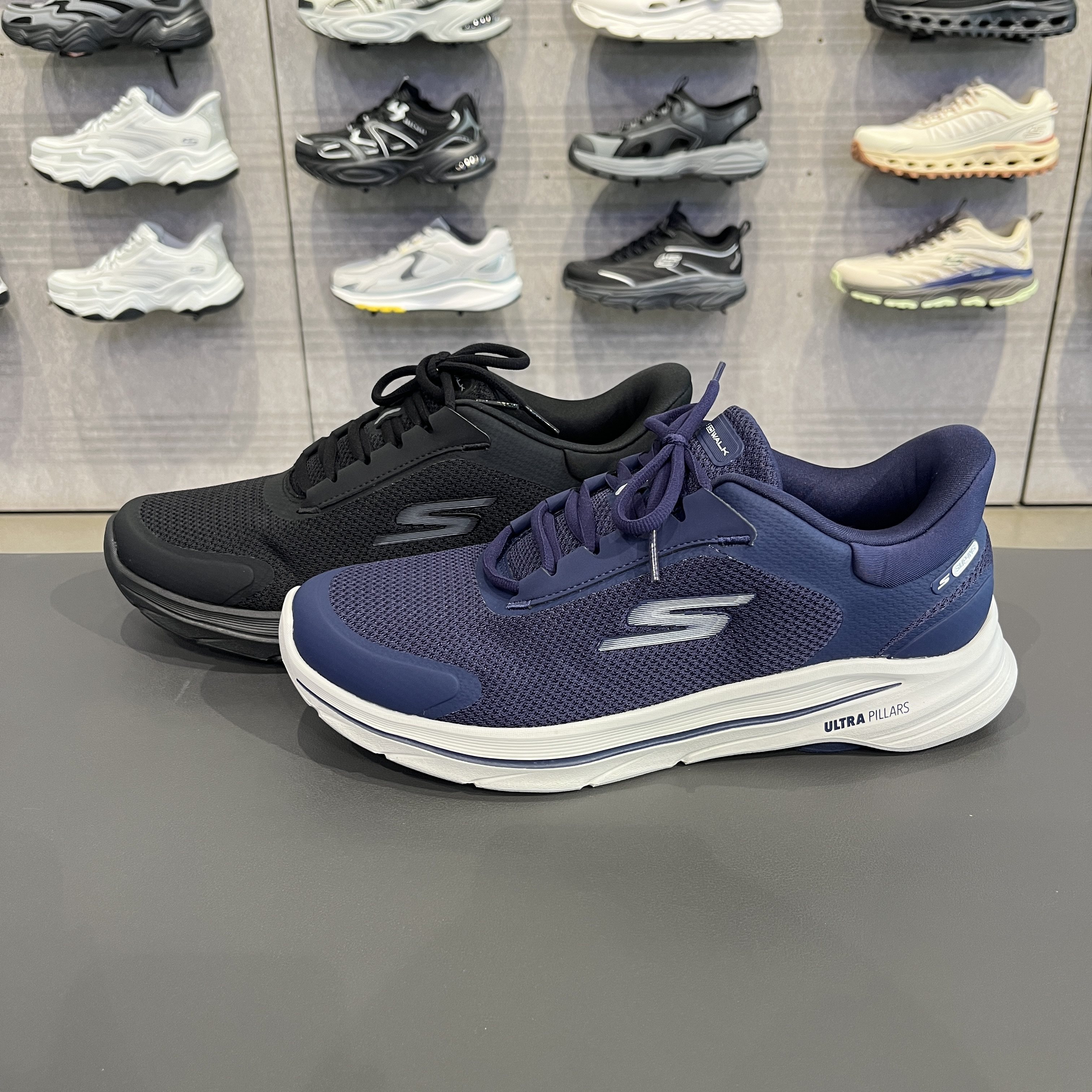 Skechers斯凯奇甄子丹同款男士GO WALK8闪穿轻质透气健步鞋216776