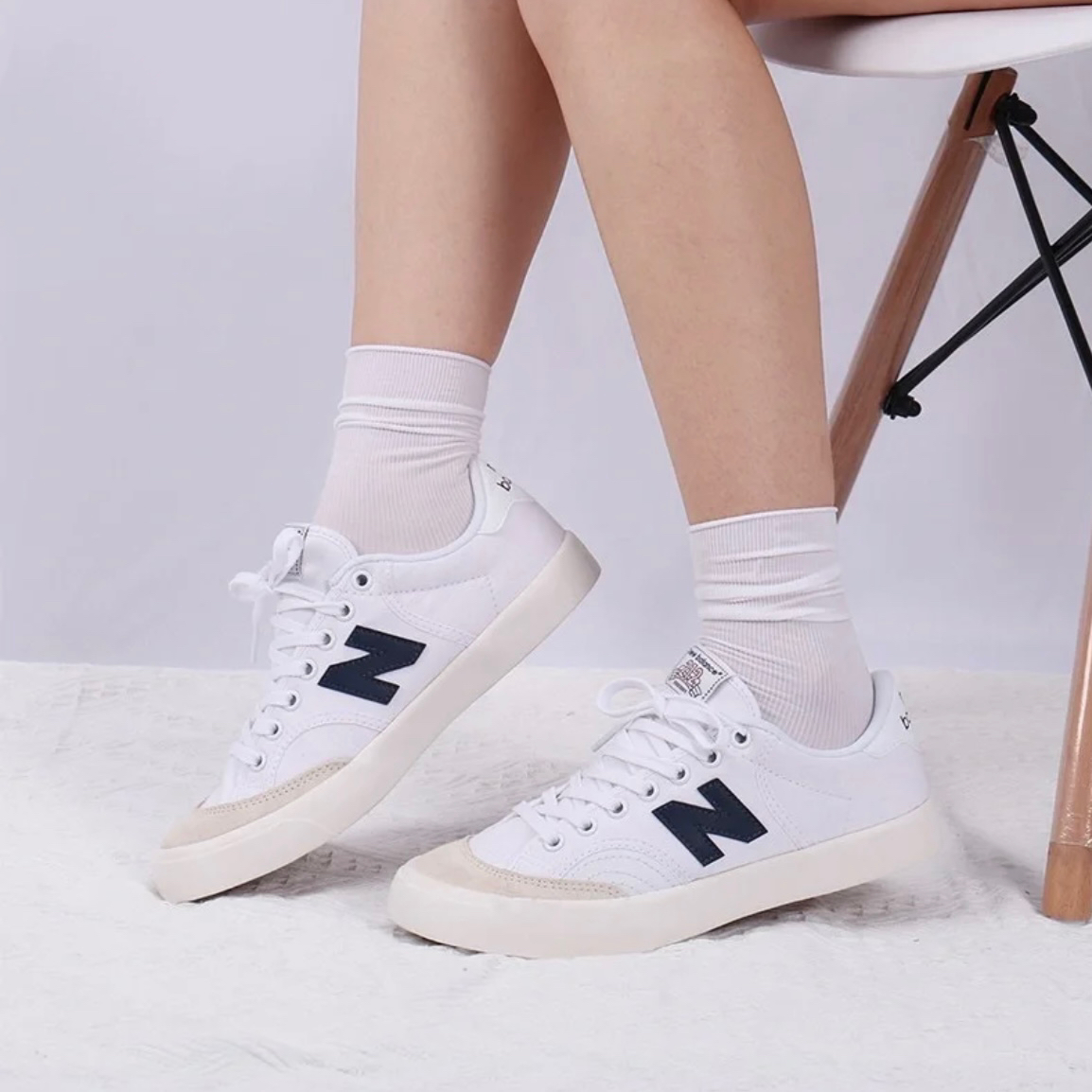 NEWBALANCE系带男女款低帮板鞋