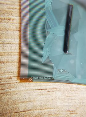 EW9180-BACB17/EW9180-BACB18 28液晶驱动模块原型号全新有胶片料