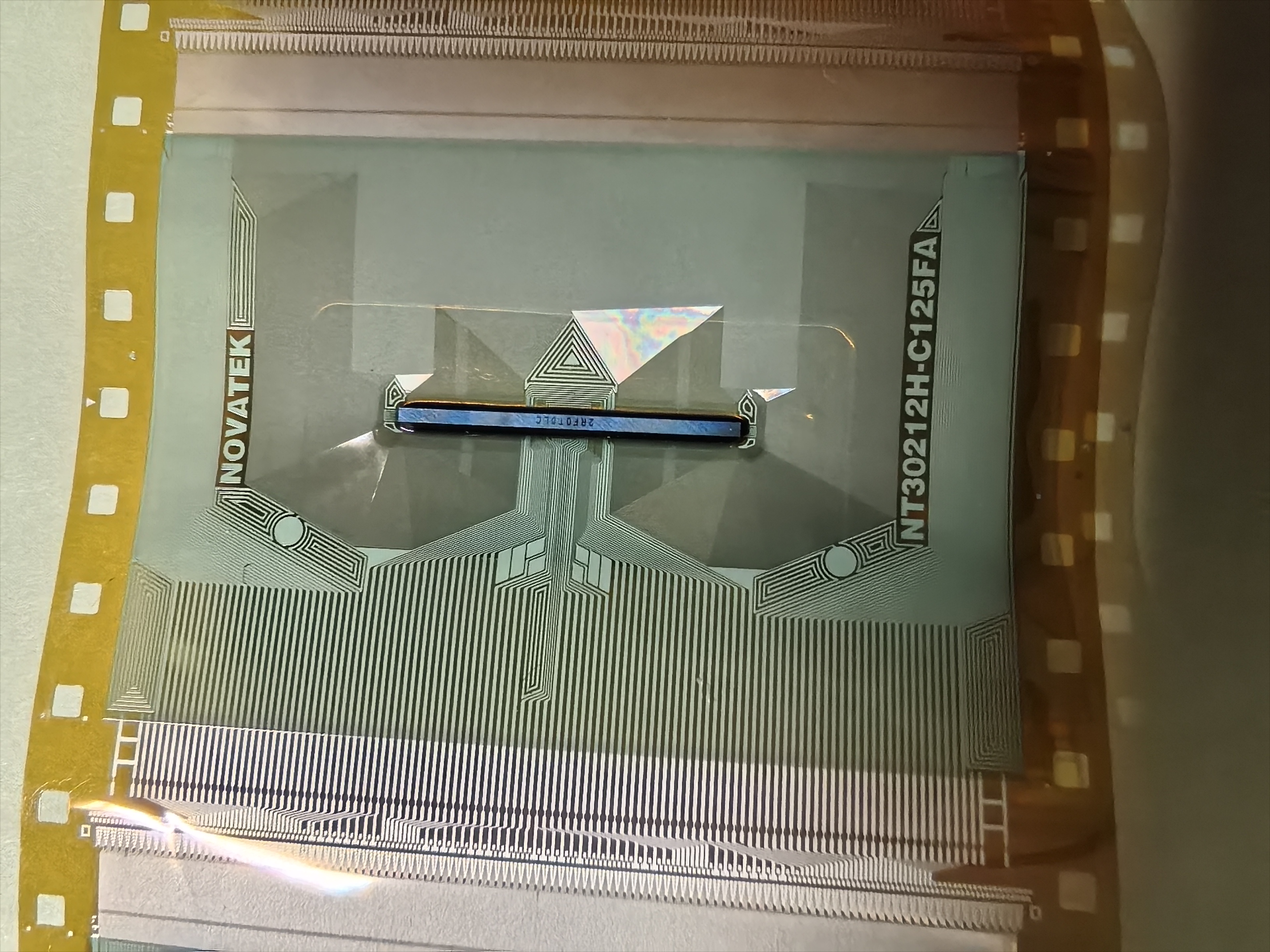 NT30212H-C125FA全新卷料TAB COF原型号现货