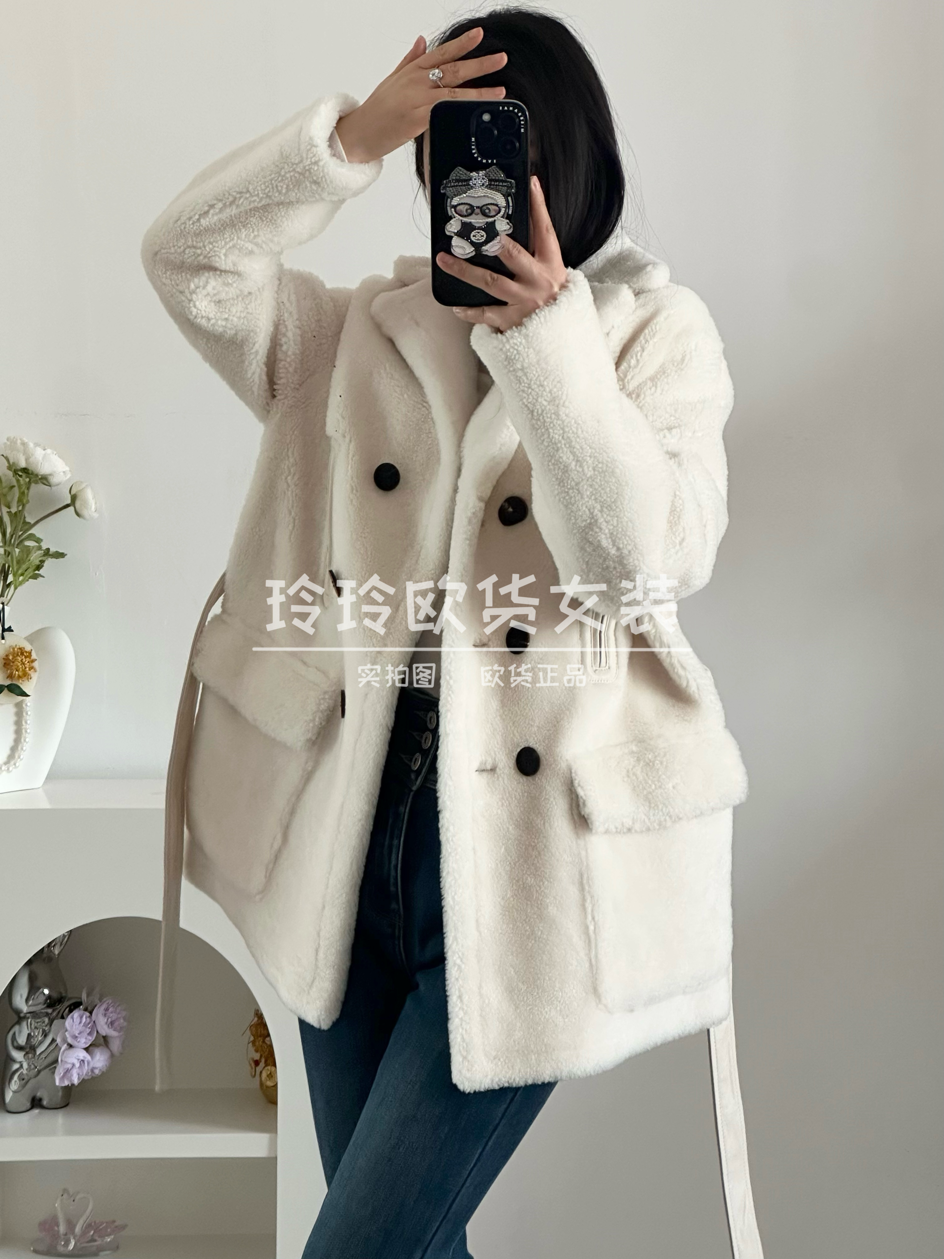 2025欧货新款高品质双排扣翻领长袖中长款皮毛一体外套