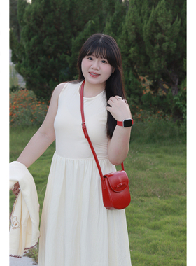 Vaee大码女装法式气质白色收腰显瘦长裙子早秋新款设计感背心裙