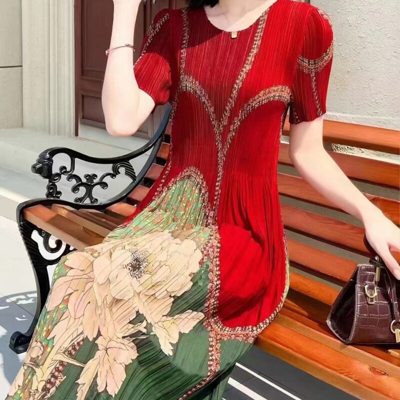 母亲节节妈妈装2024皇姿秀女连衣裙