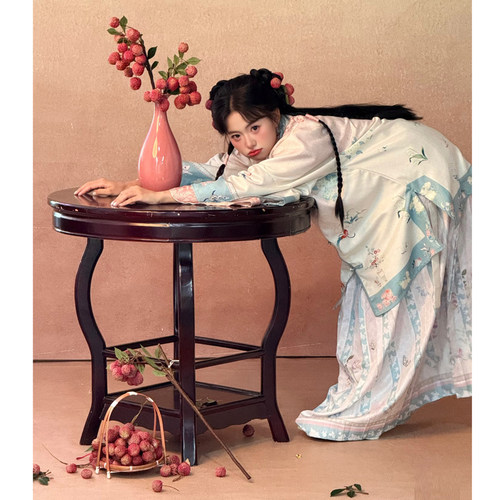 古风婚纱照道具粉色花瓶仿真荔枝