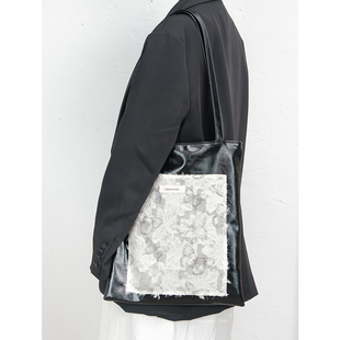 Upgranule 庄周梦蝶 小众设计师单肩包原创环保pu通勤包