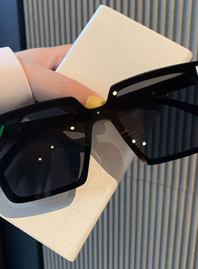 连体镜片偏光墨镜遮阳防紫外线潮