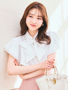 翻领衬衫 上衣 蝴蝶结领结珍珠扣荷叶袖 獨家千金牌will元