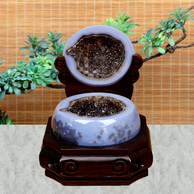 天然巴西玛瑙聚宝盆水晶洞  原石打磨聚宝盆 办公摆件