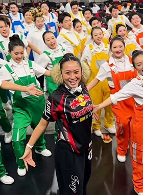 春晚同款小马工装风背带裤演出服