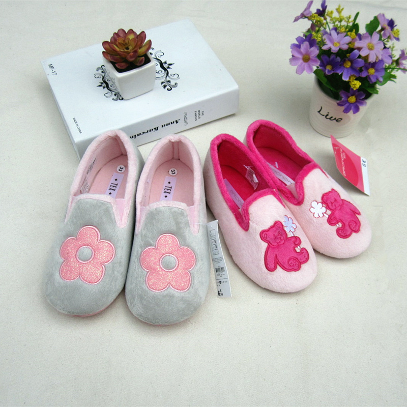 Chaussons enfants en suède pour hiver - semelle caoutchouc - Ref 1014004 Image 1