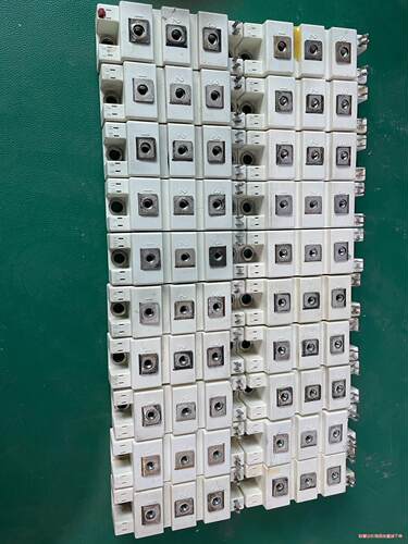 FF100R12RT4 FF75R12RT4 FF50R12(议价商品）