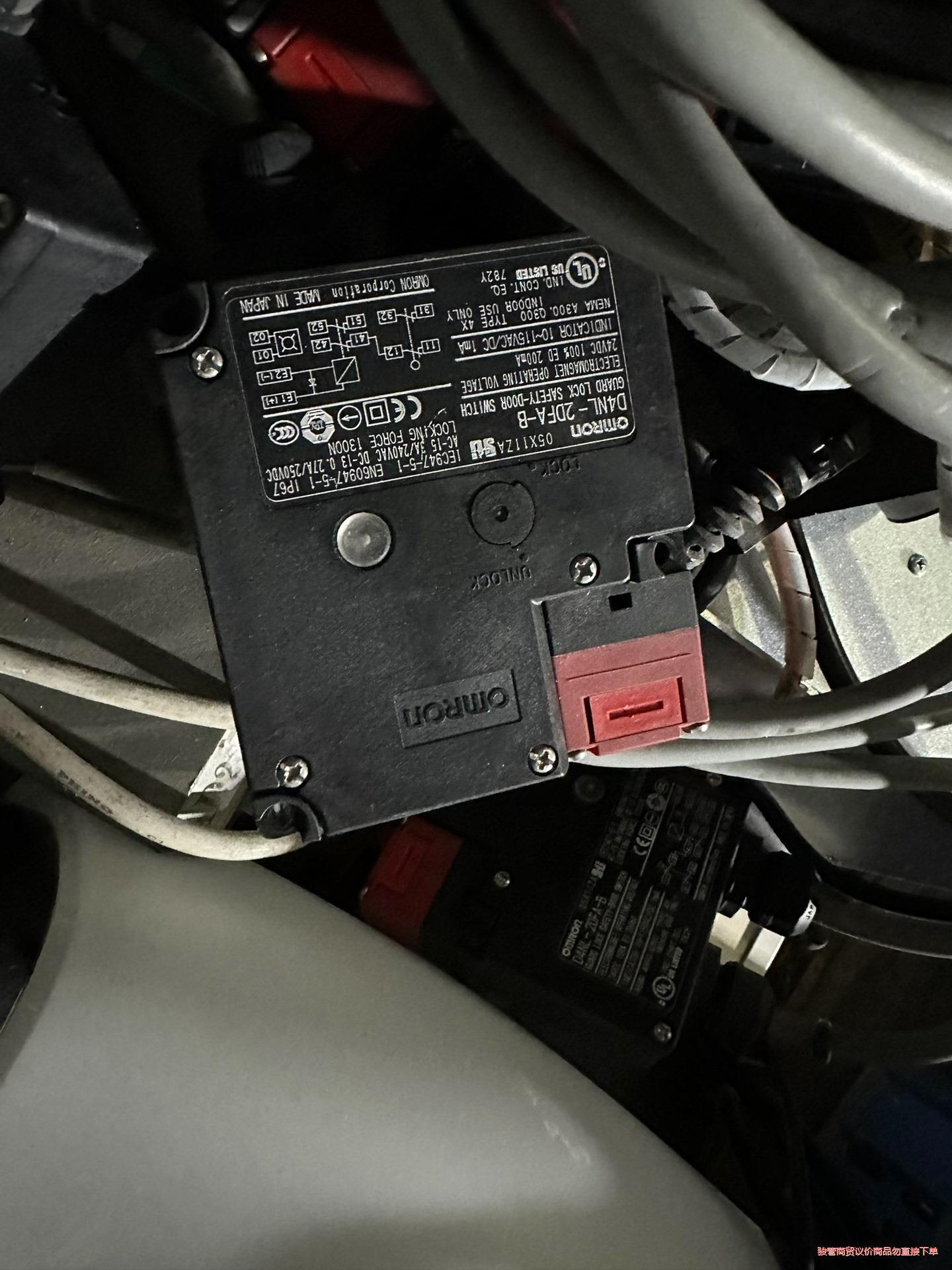 欧姆龙安全门开关电磁锁D