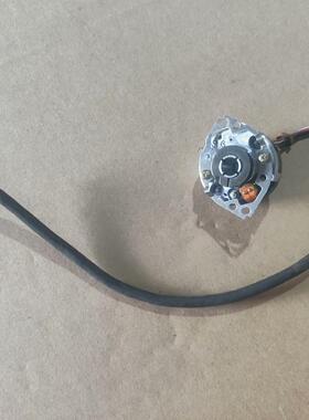 B13000C17105安川编码器，拆机的成色如图所示，功能议价商品