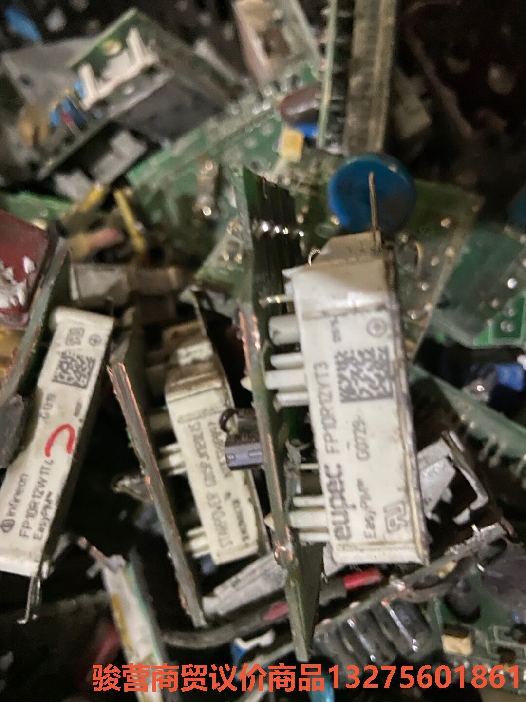 FP15R12YT3/FP15R12WT4英飞凌模块GD15骏营商贸-议价