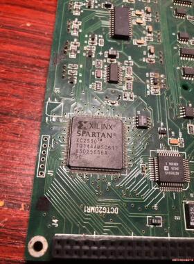XILINX XC2S30-TQ144AMS0617(议价商品）