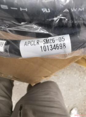 AWM APCLR-SM26-05 10134698连接线，议价商品