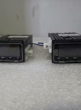 欧姆龙温控表，E5GC-RX1D6M-000，原装正品，成色议价商品