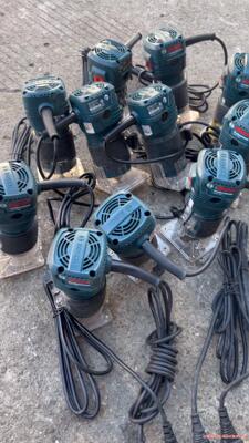 二手博世GKF550专业木工多功能修边机大功率高性能雕刻机议价商品