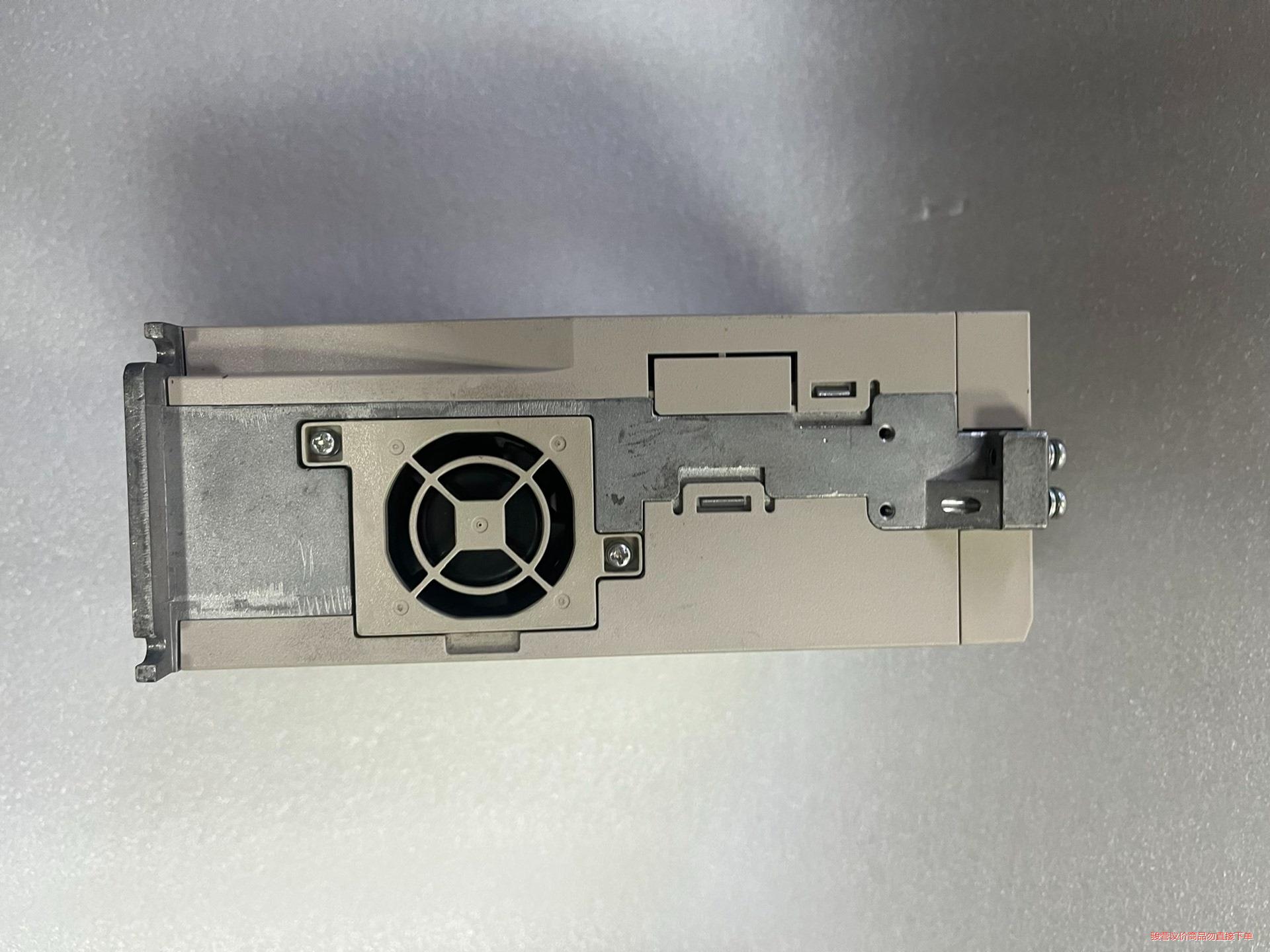 SGD7S-7R6A00B安川七系一千瓦伺服驱动器，拆机功能(议价商品）