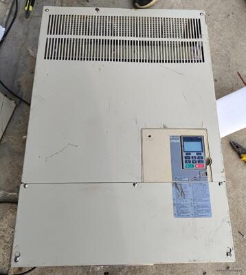 安川H1000变频器，CIMR-HB4A0304功率160/