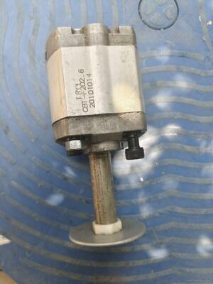 齿轮泵CBT-F202.6/叶片泵YB-D2.5 液压泵VP