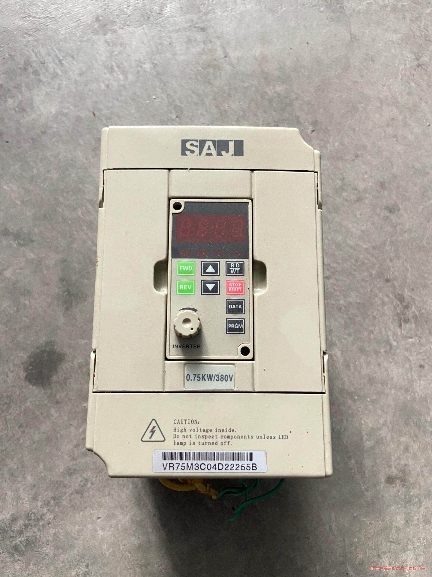 实拍 SAJ三晶变频器8000 VR75M3/0.75kw/议价商品