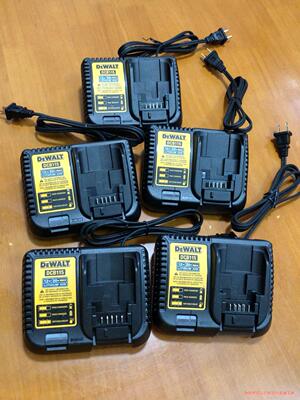 德伟DCB115 120V 110V原装 充电器 DEWAL议价商品