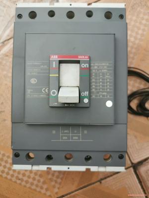 ABB塑壳断路器开关，320A的260元，成色如图，需要的联议价商品