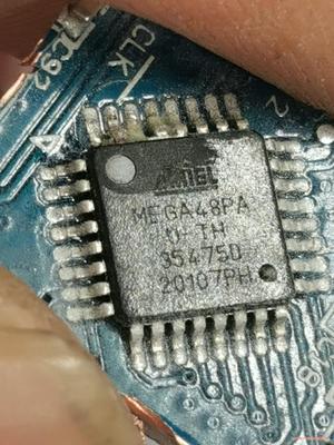 芯片，MEGA48PA现货500多只，切割带板，需要的朋友联(议价商品）