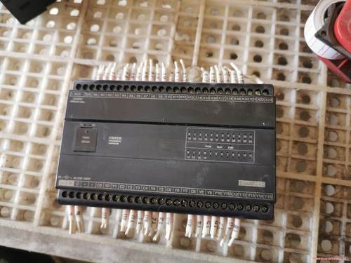 永宏PLC控制器 B1-42MT2-AC  成色漂亮如下图骏营议价商品