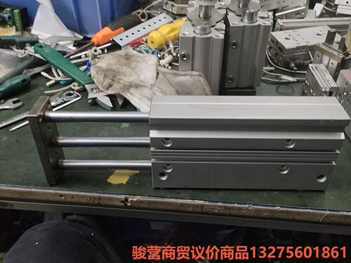 亚德客导杆气缸TCL25X150S有一个成色很好骏营商贸—议价