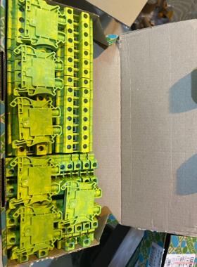 3044173菲尼克斯 UT10-PE - 接地端子(议价商品）
