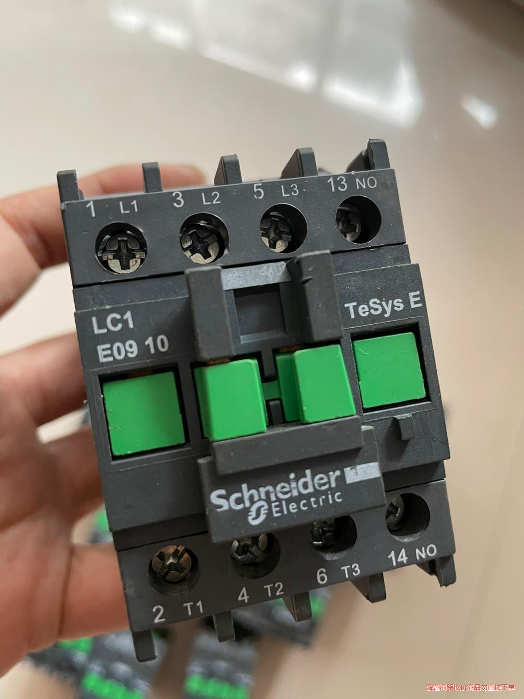 二手拆机施耐德LC1E0910接触器议价商品