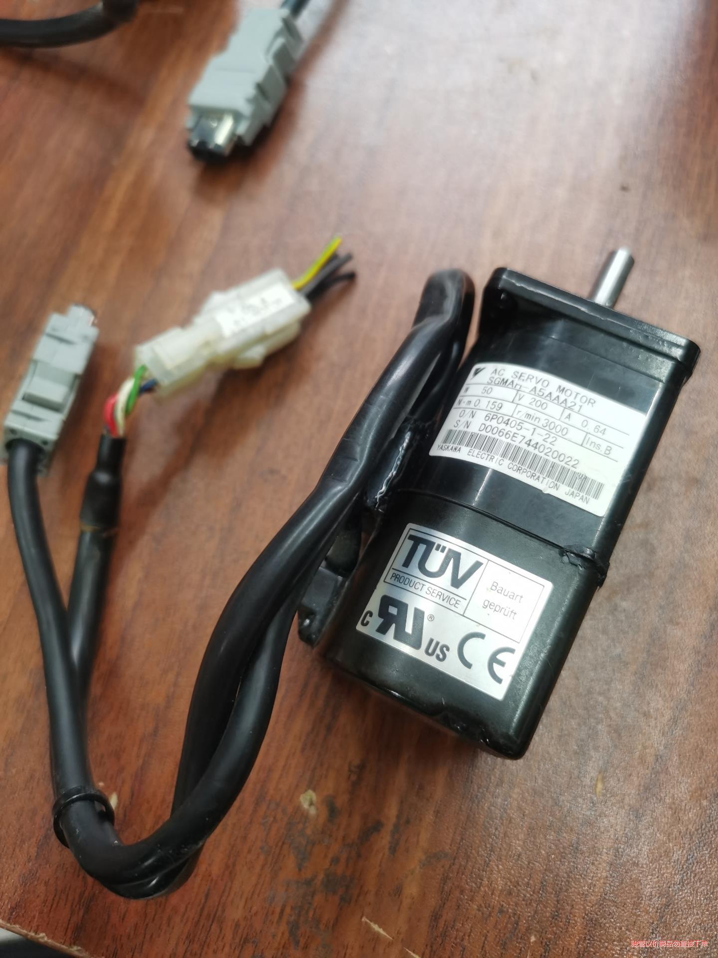 安川 SGMAH-A5AAA21伺服电机拆机件功能完好！22议价商品