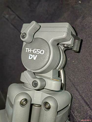 LIBEC 利拍 TH-650DV 微单 手持摄像机 三脚架(议价商品）