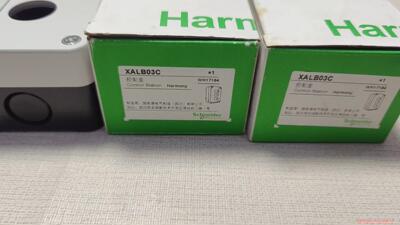 施耐德XALB03C按钮盒，实物拍摄，现货3个，一个无盒，全议价商品