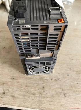 三菱伺服驱动器MR-J4-200B备用件功能包好橙色如图不(议价商品）