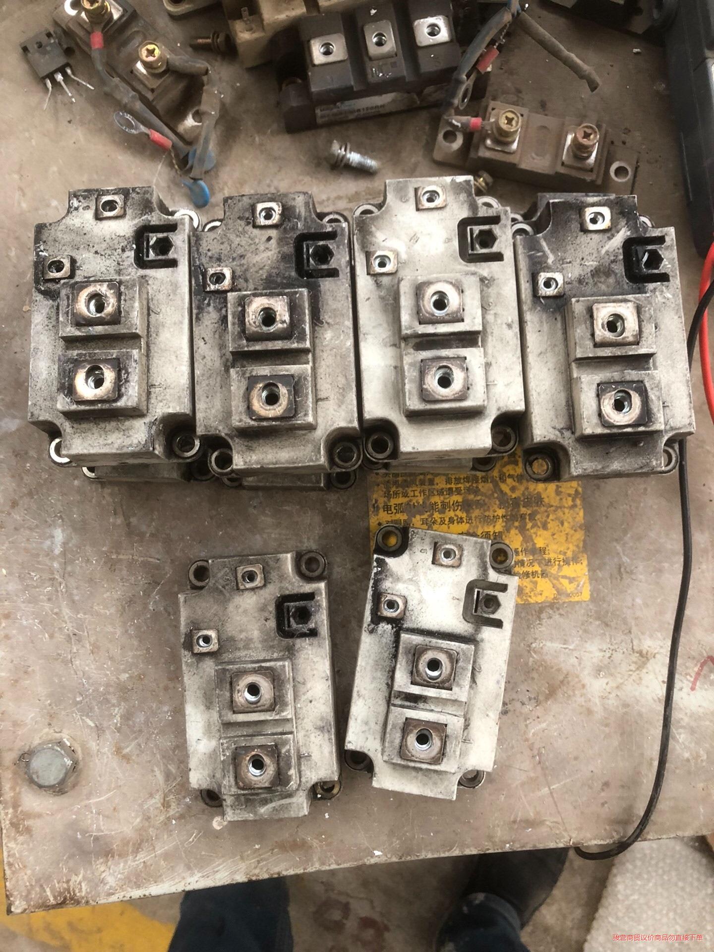 拆机IGBT模块BSM400GA120DN2B和SKM400议价商品