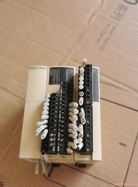施耐德控制器 TWDAMM6HT 二手实物图质保现货骏营议价商品