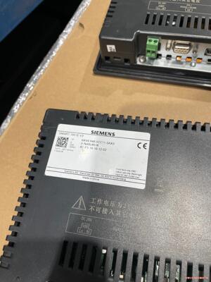 西门子Smart 700 IEV3 6AV6648-0CC1(议价商品）